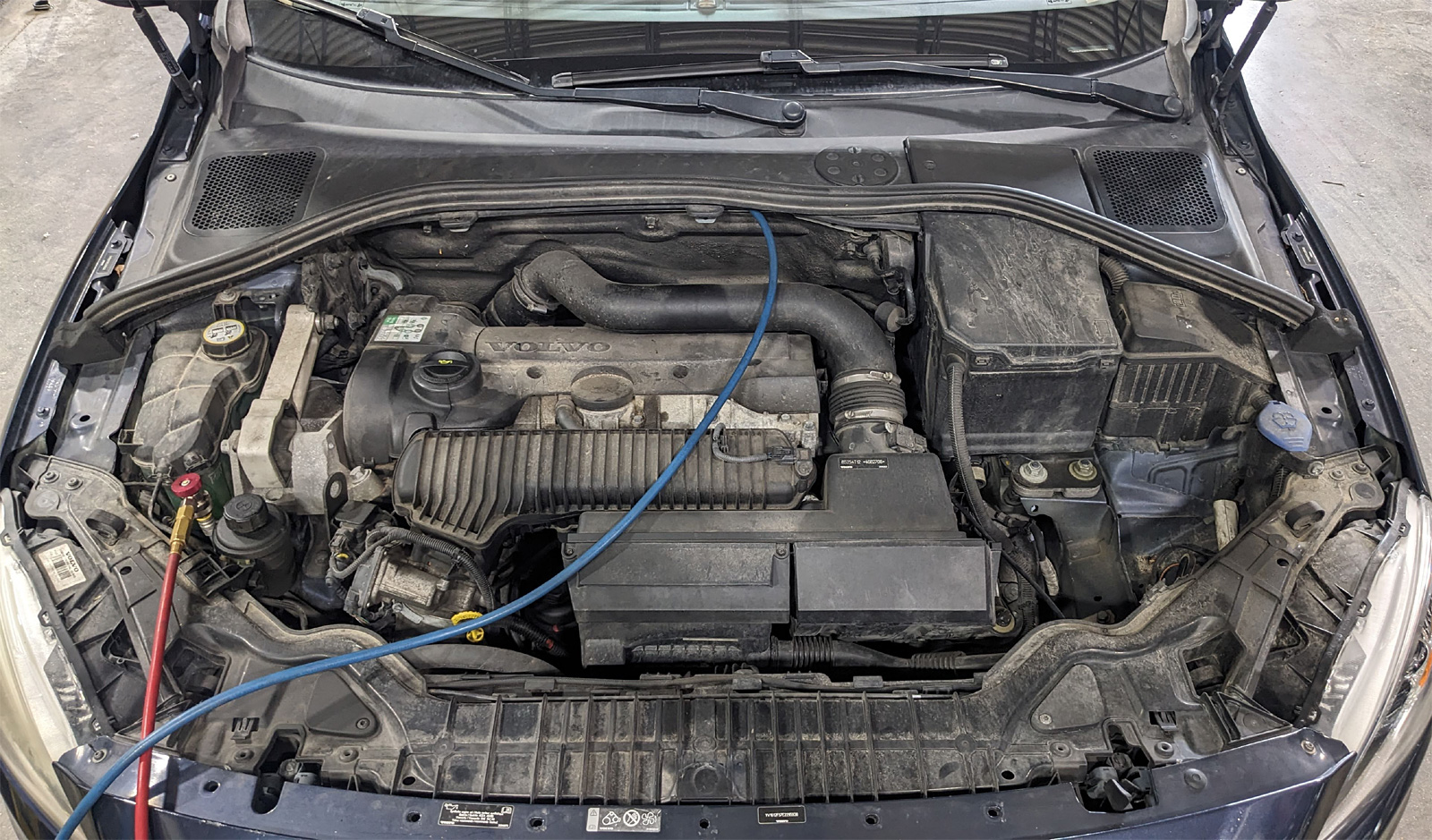 2014 Volvo S60 under hood view
